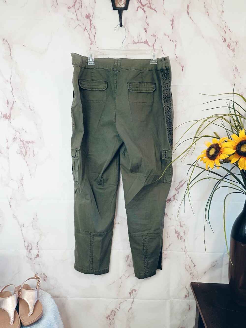 Sundance Embroidered Trim Cargo Pants Olive Green Utility Pants 16 - Picture 6 of 7